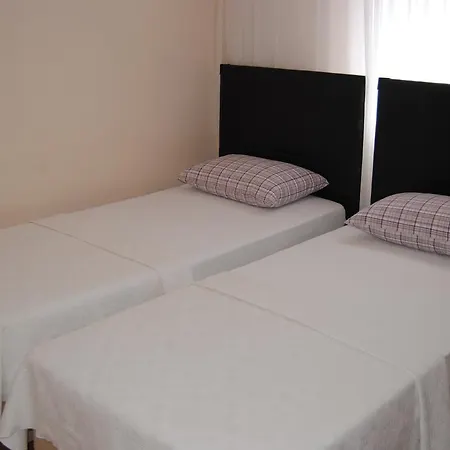 Apartmanhotel Avsa Cane 3*